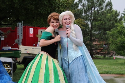 Elsa and Anna birthday party